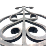 Handmade Wrought Iron Fleur de Lis Wall Mounted Decor 61cm Antique Patina Decorative Metal Art Object - Image 7