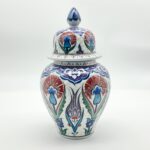 Handmade Ceramic "Kupecik" Ginger Jar (20cm) - Textured Relief with Red Carnations & Purple Tulips - Image 6