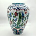Handmade Ceramic Grand Shah Vase with Lid (60cm) Classic White Saz Leaf & Carnation - Image 8