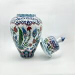 Handmade Ceramic Grand Shah Vase with Lid (60cm) Classic White Saz Leaf & Carnation - Image 7