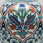 Handmade Ceramic Grand Shah Vase with Lid (60cm) Imperial Floral Lattice Pattern - Image 5