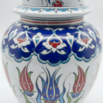 Handmade Ceramic Small Lidded Vase (20cm) - "Küpecik" Form with Colorful Tulips - Elegant Tabletop Accent - Image 4