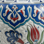 Handmade Ceramic Vizier Jar (30cm) Carved Relief Texture and Ottoman Red Tulips - Image 4