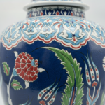 Handmade Ceramic Grand Shah Vase with Lid (60cm) Dark Blue Saz Leaf and Carnation - Image 3
